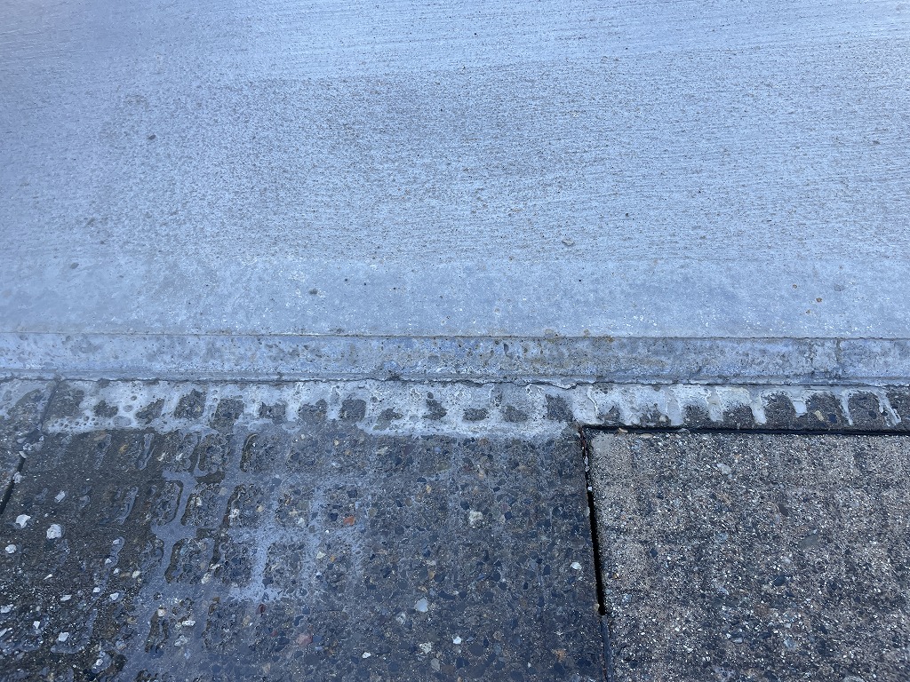 庭　アプローチ　リフォーム　雑草対策　植栽　自然樹形　山採り　ガビオン(蛇篭)　フェンス(目隠し)