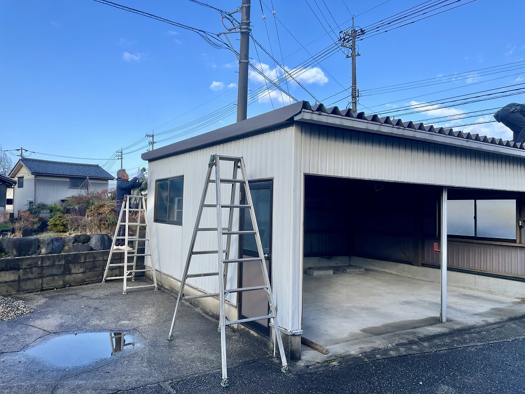 車庫らく ガレージリフォーム 屋根貼替 シャッター交換