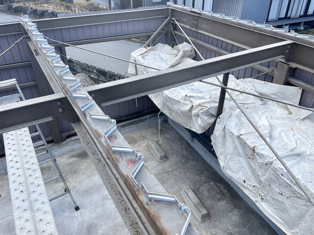 車庫らく ガレージリフォーム 屋根貼替 シャッター交換